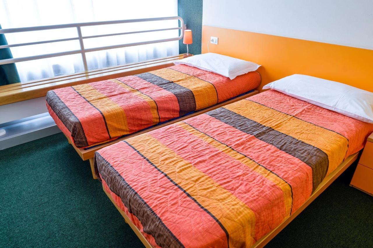 Res.Albare/Solaria Apt.Solandra Mezzana  Bagian luar foto