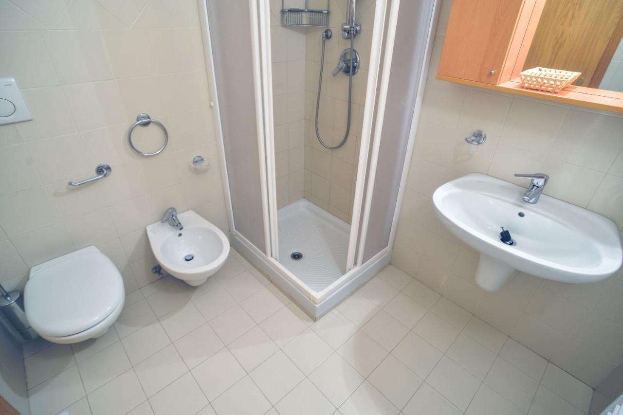 Res.Albare/Solaria Apt.Solandra Mezzana  Bagian luar foto