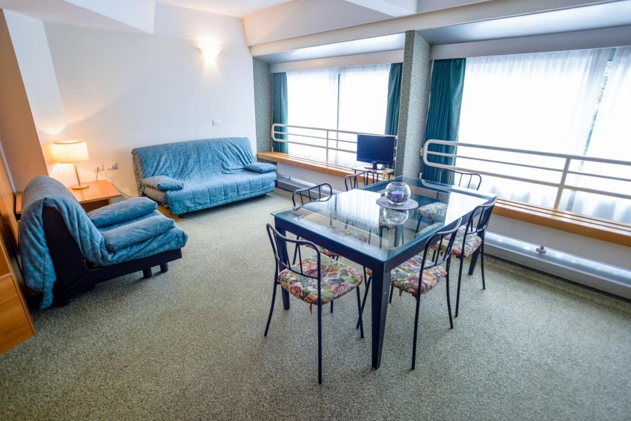 Res.Albare/Solaria Apt.Solandra Mezzana  Bagian luar foto
